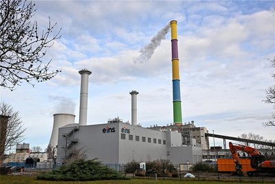 Das neu errichtete Gasmotorenkraftwerk in Furth und sein etwas kleiner dimensioniertes Pendant in Altchemnitz beliefern Chemnitz künftig mit Wärme und Strom.