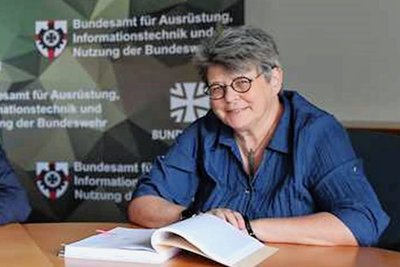 Chefin des Beschaffungsamtes: Annette Lehnigk-Emden. 