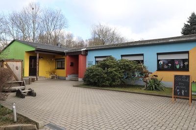 Die Kita „Flohkiste" im Großschirmaer Stadtteil Reichenbach.