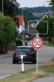 Die Ortstafel am Hofgraben wurde gestohlen. 