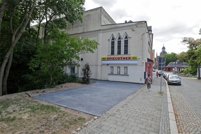 Der Zugang zum Kino ist jetzt barrierefrei.