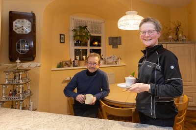 Eine Küche wie fast jede andere in Annaberg. Bei den Melzers befindet sie sich allerdings in 42 Meter Höhe, bietet dafür aber auch einen einzigartigen Panoramablick.