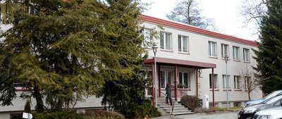 Dieses bislang als Lehrlingswohnheim genutzte Gebäude in Zschopau wurde zu einer Sammelunterkunft für Asylbewerber umgebaut.