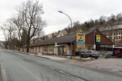 Bis einschließlich 21. Februar wird der Lebensmittelmarkt an der Talstraße umgebaut. Buchholzer müssen bis dahin deutlich weitere Wege zum Einkaufen zurücklegen. Ein Verein will älteren Einwohnern dabei helfen.