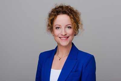 Julia Krittian: "Unsere Idee war, dass das neue  Studio das Lebens- und Lichtgefühl am Mittag einfangen soll".