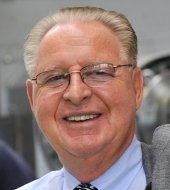 Hans J. Naumann - GeschäftsführenderGesellschafter NSH 