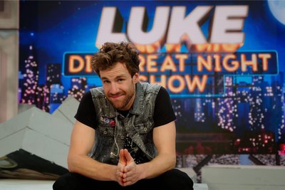 Luke Mockridge hatte von 2019 bis 2021 auf Sat.1 auch eine eigene Show: "LUKE! Die Greatnightshow" im Studio. Nun soll er mit „Was ist in der Box?“ eine neue bekommen.