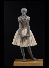 Edgar Degas, Kleine vierzehnjährige Tänzerin, um 1880, ist in alter, neuer Schönheit ab 8. August wieder in Dresden zu sehen.