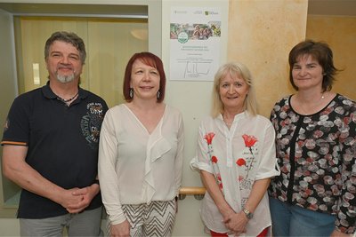 Elim-Leiter Mario Stark und die Leiterin der Sozialen Betreuung Peggy Lorenz sowie die Erzieherinnen der Kita-Gruppe Samenkorn Sybille Glaß und Antje Pasemann (von links).