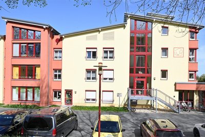 Im Jahre 2003 wurde das Altenpflegeheim Elim als intergenerative Einrichtung des Obervogtlandischen Vereins für Innere Mission Marienstift in Schöneck eröffnet.