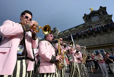 Wenige Tage vor Beginn des Dixieland-Festivals ziehen die Veranstalter die Reißleine: Wegen zu später Informationen halten sie die Umsetzung der Dixieland-Parade für nicht mehr verantwortbar. (Archivbild)
