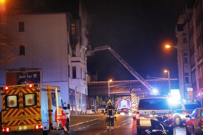Zwei große Brände musste die Feuerwehr in Chemnitz in der Nacht zum Sonntag löschen.