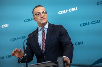 Unionfraktionschef Jens Spahn (CDU) hat sich den Juli für Reformen freigehalten.