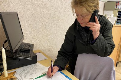 Kater Panini wird in Mylau vermisst. Mittlerweile gehen bei Adelheid Friedrich vom Limbacher Tierheim aber immer mehr Anrufe von Leuten ein, die ihre Tiere loshaben wollen.