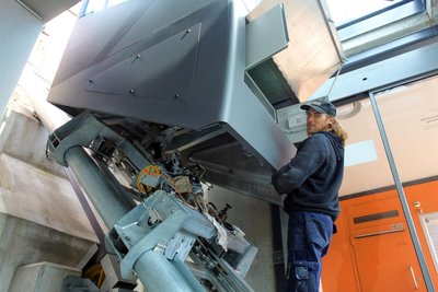 Schon mehrfach hatten Monteure des Schweizer Aufzugbauers Inauen Schätti – hier Christoph Moos – in Schwarzenberg zu tun.