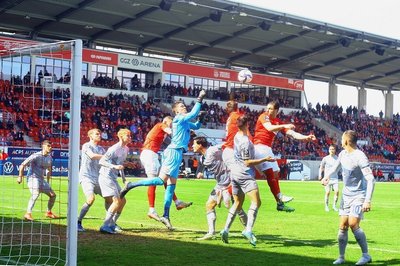 Der FSV  Zwickau hat am Samstag in der 3. Fußball-Liga seine Serie von ungeschlagenen Spielen ausgebaut.