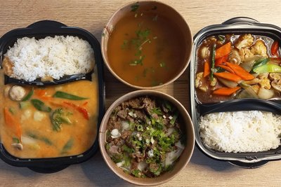 Auch nach dem Transport noch lecker: das Essen aus der Sushi-Bar an der Erbischen Straße in Freiberg.