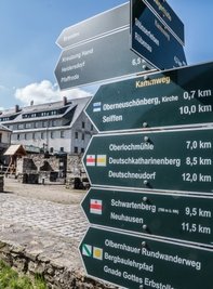 Der Kammweg Erzgebirge-Vogtland führt auch durch das Saigerhütten-areal in Olbernhau. 