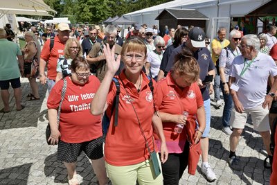 Beim 64. Internationalen T(h)alheim-Treffen zählte man 200 Gäste aus verschiedenen T(h)alheims.