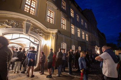 Zur Nacht der Museen war die Fabrik der Fäden ein Publikumsmagnet. Doch fließt kein Fördergeld, hängt auch für die neue Vorzeigeeinrichtung in der Elsteraue die Zukunft am seidenen Faden.