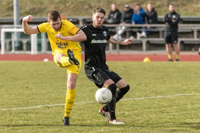 Kapitän Pierre Bauer (links) wird dem FSV Motor vorerst aufgrund einer Knieverletzung fehlen.