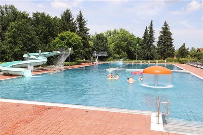 Im Badepark Reinsberg gibt es ebenfalls kühle Getränke zum Public Viewing.