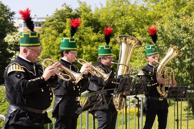 Die Ausstellungseröffnung in der „Alten Schule“ wurde entsprechend musikalisch umrahmt.