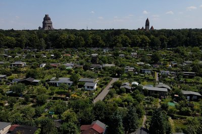 Mitten im Leipziger Grün: Die Kleingartenanlage „Gartenfreunde Südost“ erstreckt sich auf knapp 14 Hektar in unmittelbarer Nähe des Völkerschlachtdenkmals.