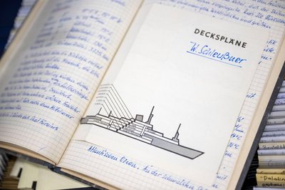 Das Urlauberschiff "Völkerfreundschaft" war zu DDR-Zeiten von 1960 bis 1985 für den Feriendienst des Freien Deutschen Gewerkschaftsbundes (FDGB) im Einsatz.