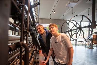 „Klasse Ferienbeschäftigung“, sagt Levi Kauerhof, der mit Opa Kurt Schreiber das Museum besuchte. Dem Technikfreak wurde nicht langweilig.