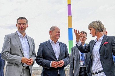 2019: Olaf Scholz in Chemnitz mit Sachsens Wirtschaftsminister Martin Dulig (links) und OB Barbara Ludwig. 