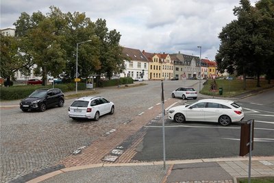Die Pläne für den Umbau der Plätze an der Chemnitzer Straße werden zur Einwohnerversammlung am Dienstag vorgestellt. Foto: A. Kretschel/Archiv