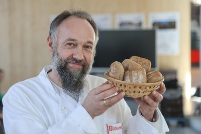 Leichter zu essen als auszusprechen: Die Waldstaudenroggenvollkornbrötchen von Markus Hertel bekamen den ersten Preis.