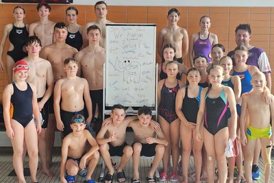 Die Schwimmer des FC Erzgebirge Aue haben fünf Tage lang intensiv trainiert.