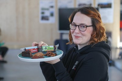 Julia Jeschek hat einen Miriquidi-Tofu-Schinken kreiert.