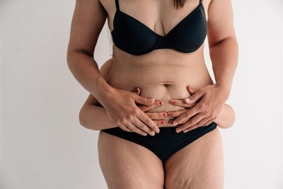 Die Reichenbacher Fotografin Anja Eilenberg macht ehrliche Mama-Fotos ohne Filter und Nachbearbeitung.