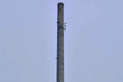 Der alte Viola-Schornstein in Adorf soll 2022 fallen. 