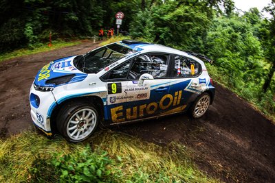 Stets spektakulär unterwegs und deshalb Publikumsliebling: Der achtfache tschechische Rallyemeister Václav Pech startet mit Beifahrer Petr Uhel im Citroën C3 Rally2.