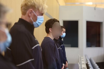 Der Angeklagte steht von heute an vor Gericht. 