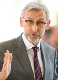 Armin Schuster - Innenminister