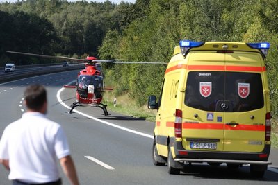 Ein Rettungshubschrauber wurde angefordert.