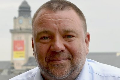 Jan Meinel steht dem neuen Landrat als Büroleiter zur Seite.