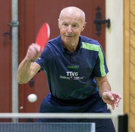 Starker Auftritt: Henning Burkert war im Duell der TTVG Oederan-Falkenau gegen den Tabellenvierten Penig ein Garant für den 11:4-Sieg. Der 74-Jährige gewann beide Einzel sowie im 3. Doppel. 