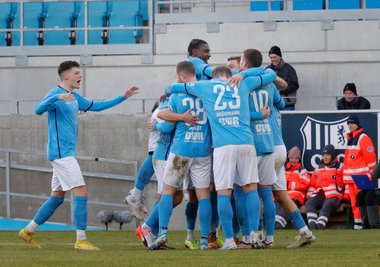Torjubel beim Chemnitzer FC: Die Himmelblauen 