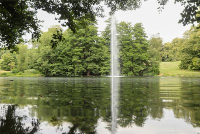 Die Fontäne wird auch weiter Spaziergänger im Park erfreuen. Sie sprudelt täglich für elf Stunden.