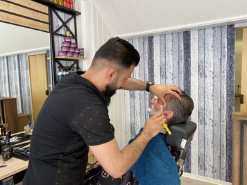 Bei der Nassrasur ist Talent gefragt.