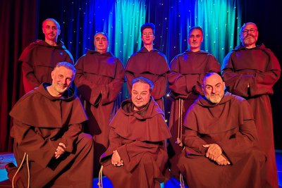 Das Ensemble Magic Gregorian Night tritt am Sonntag, 19 Uhr im König-Albert-Theater Bad Elster auf.