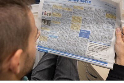 Auch in der Tagespresse kann sich mancher Liebesbetrüger in die Kontaktbörse einschleichen - oder im Internet auf Partnerschaftsprofilen. Hier gilt: immer achtsam sein.