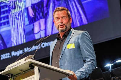 Theaterintendant Dirk Löschner wünscht sich eine professionelle Probebühne im Bahnhof.