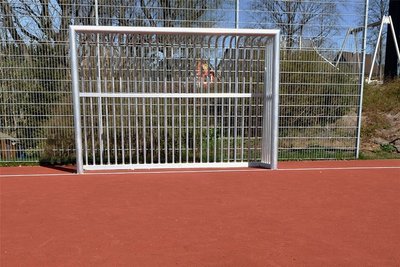 ... und eine neue Sportanlage.